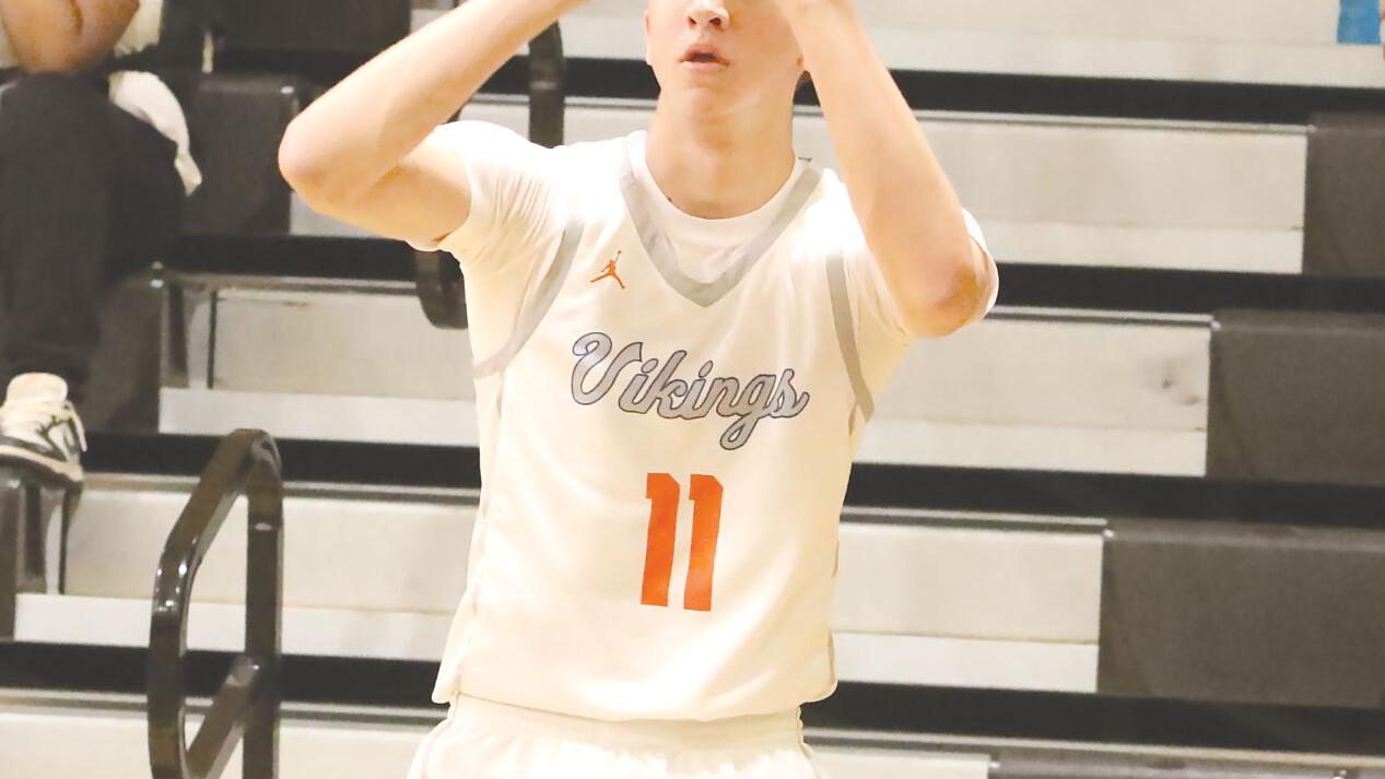 Vikings fall to Holly Springs